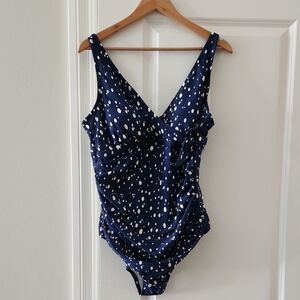 Kona Sol NWOT Polka Dot One Piece Swimsuit Size Large